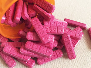 Red Xanax Bar